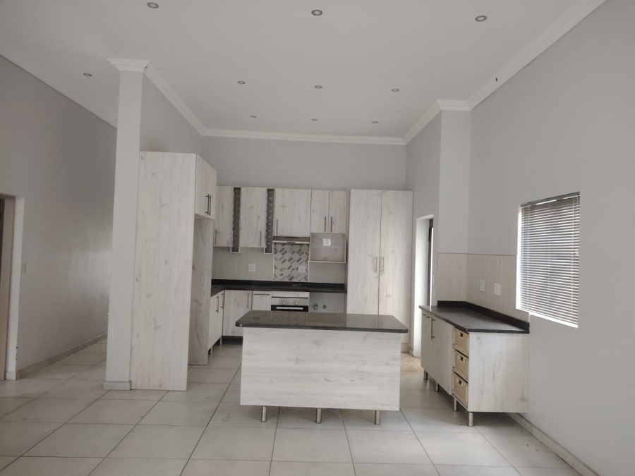 3 Bedroom Property for Sale in Geelhoutpark North West